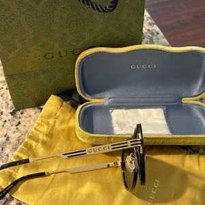 Gucci sunglasses